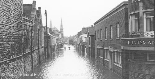 22613 floods Park District 1955 Weymouth © DCM via CCO