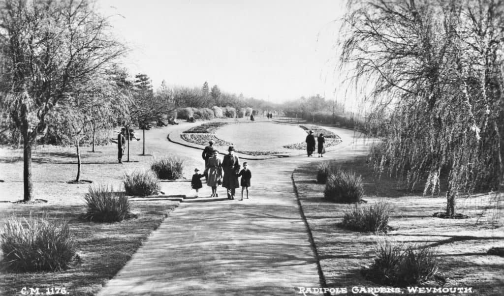Postcard Radipole gardens 1950's
